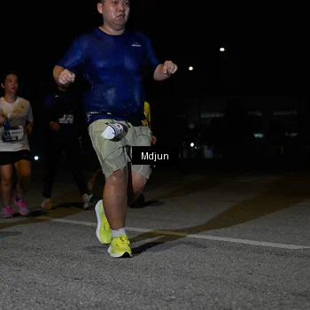 Runner Photo 7454017