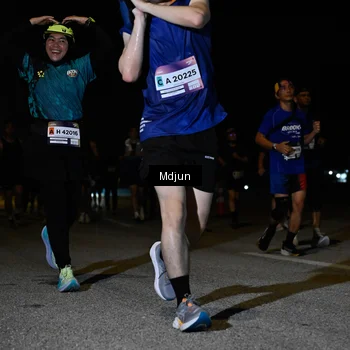 Runner Photo 7454028