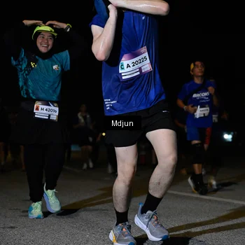 Runner Photo 7454029