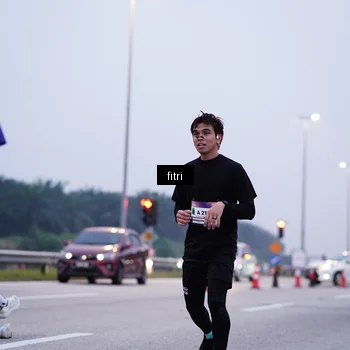 Runner Photo 7454031