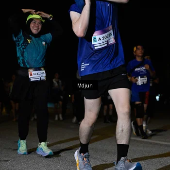 Runner Photo 7454034