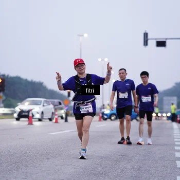 Runner Photo 7454042