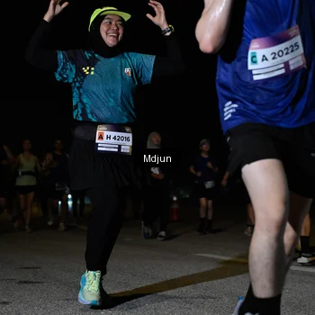 Runner Photo 7454046