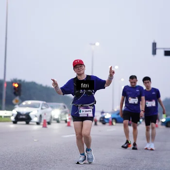 Runner Photo 7454050