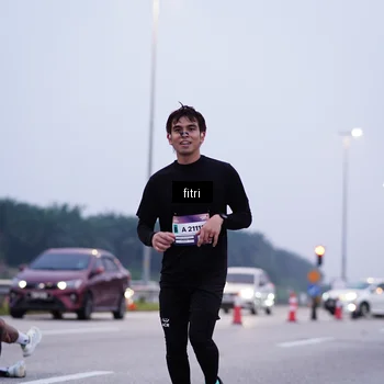 Runner Photo 7454051