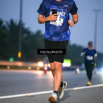 Runner Photo 7454055