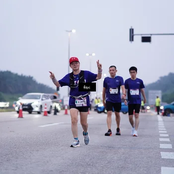 Runner Photo 7454061