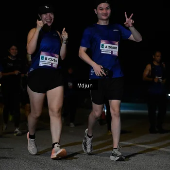 Runner Photo 7454070