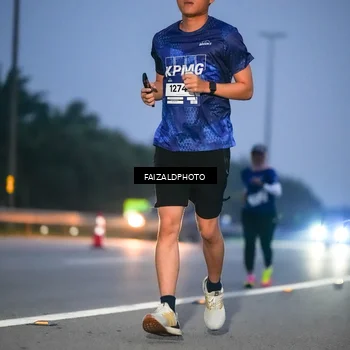 Runner Photo 7454072