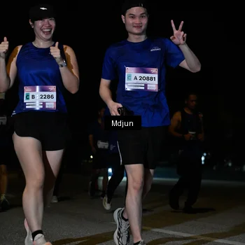 Runner Photo 7454075