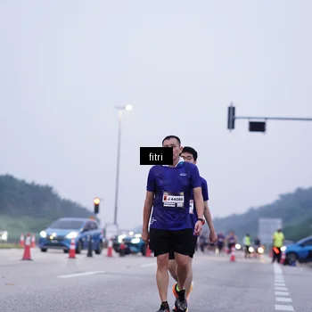Runner Photo 7454080