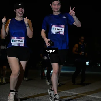 Runner Photo 7454083