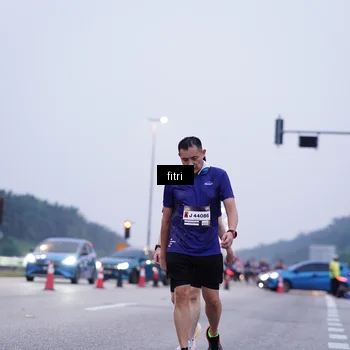 Runner Photo 7454095