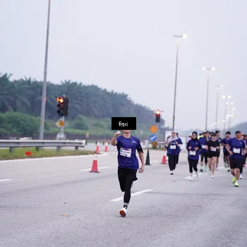 Runner Photo 7454100