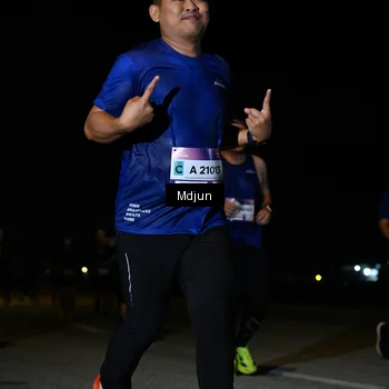 Runner Photo 7454114