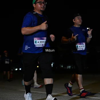 Runner Photo 7454128