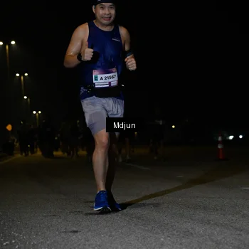 Runner Photo 7454143