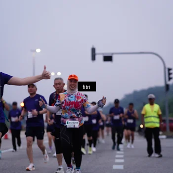 Runner Photo 7454154