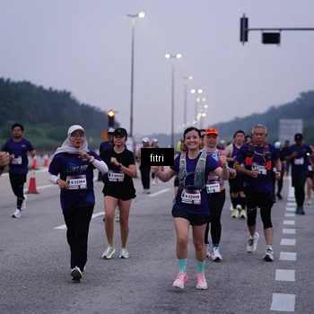 Runner Photo 7454156