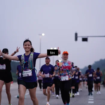 Runner Photo 7454177