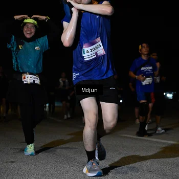 Runner Photo 7454206