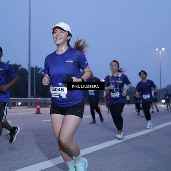 Runner Photo 7454215