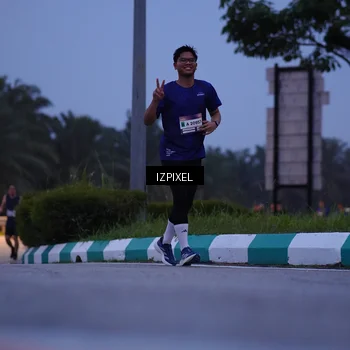 Runner Photo 7454238