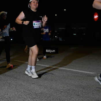 Runner Photo 7454253