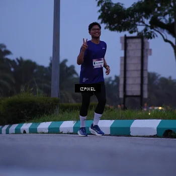 Runner Photo 7454272