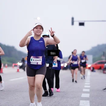 Runner Photo 7454312