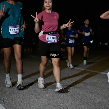 Runner Photo 7454324