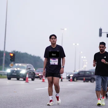 Runner Photo 7454335