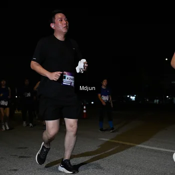 Runner Photo 7454343