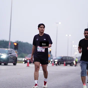 Runner Photo 7454349
