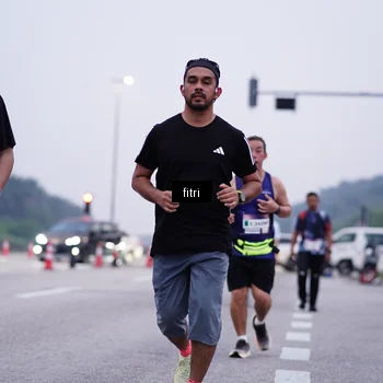 Runner Photo 7454359