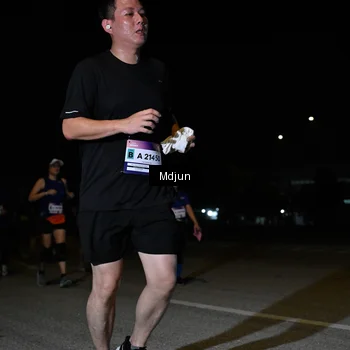 Runner Photo 7454360