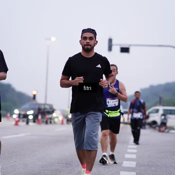 Runner Photo 7454361