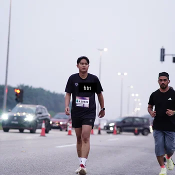 Runner Photo 7454371