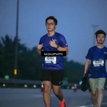 Runner Photo 7454375