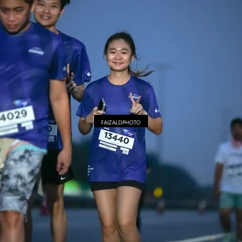Runner Photo 7454401