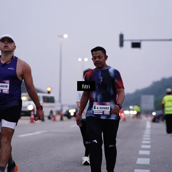 Runner Photo 7454412