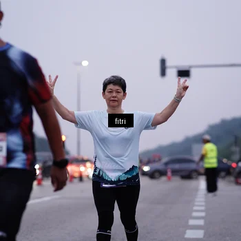 Runner Photo 7454419