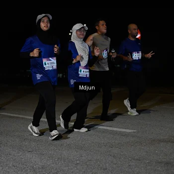 Runner Photo 7454420
