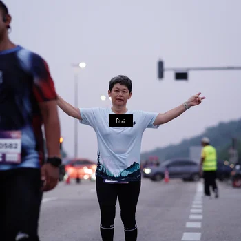 Runner Photo 7454438