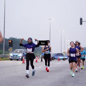 Runner Photo 7454475