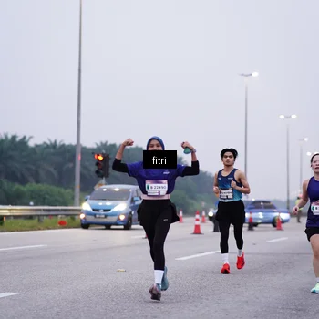 Runner Photo 7454476
