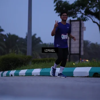 Runner Photo 7454479
