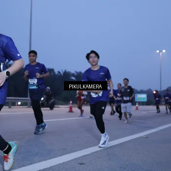 Runner Photo 7454485