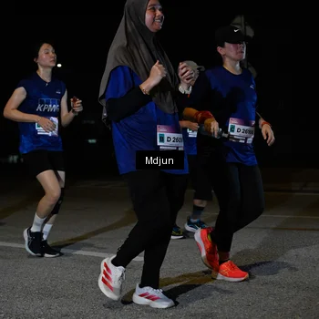 Runner Photo 7454486