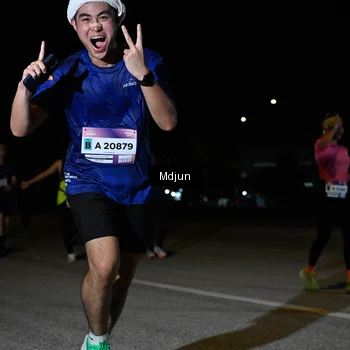 Runner Photo 7454504